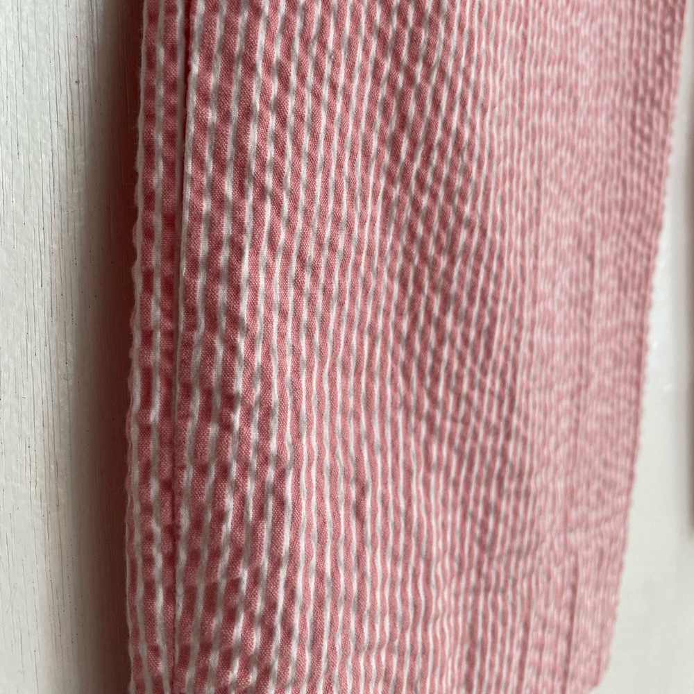 Ann Taylor - Pink & White Seersucker Pants